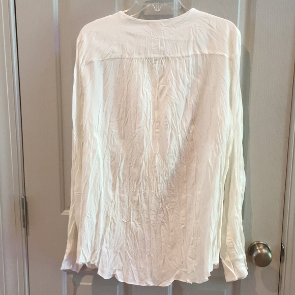 EUC Sundance crinkly off-white shirt - Picture 2 of 3